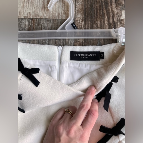 Y2K BRATZ style Winter Cloud Season Paris white cream black bow puffy mini skirt - Picture 5 of 10